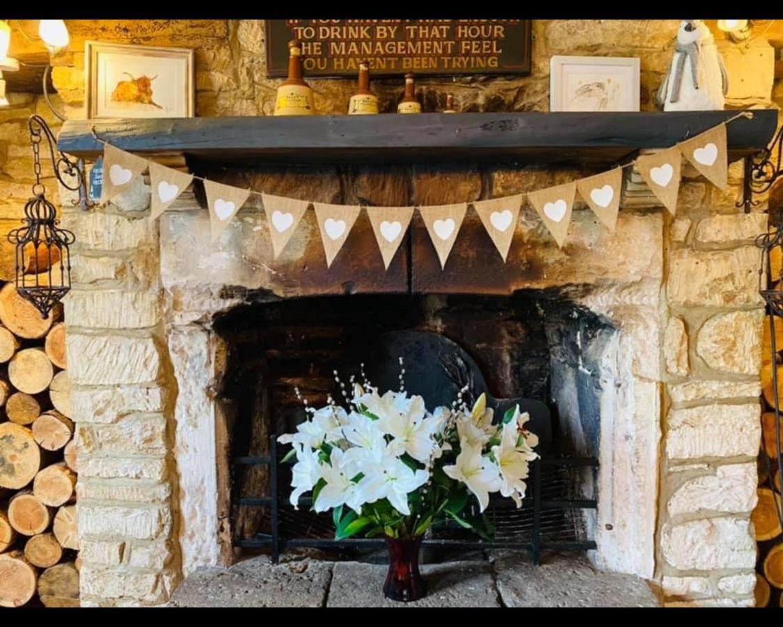 The Rose & Crown Farmhouse Kitchen Nympsfield Εξωτερικό φωτογραφία