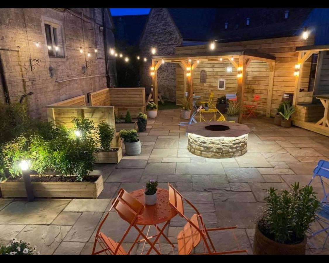 The Rose & Crown Farmhouse Kitchen Nympsfield Εξωτερικό φωτογραφία
